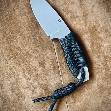 Neck Knife c/Paracord (Inox)